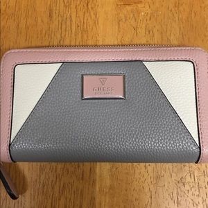 Guess Wallet